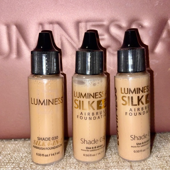 Luminess Air Silk 4-in-1 Airbrush Foundation Shade 030 price is for one bottle - Picture 1 of 3